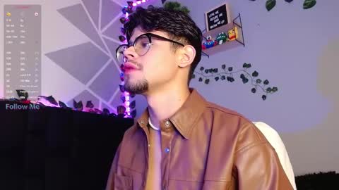 Isaac Saenz. online show from 12-03-24, 10:18