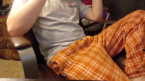 isaac online show from 01-05-25, 11:22