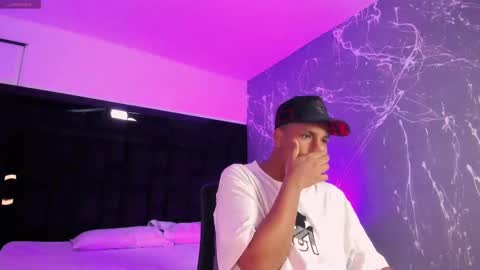 IsaacBlack  online show from 09-11-25, 04:23