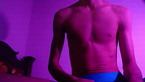 Snapshot of isaaclatino chatting on 01-13-25, 03:56 isaac online show from 01-13-25, 03:56