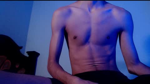 Snapshot of isaaclatino chatting on 02-19-25, 05:16 isaac online show from 02-19-25, 05:16