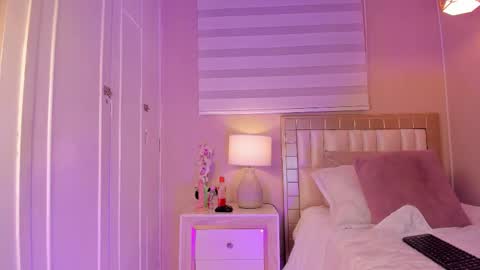 isabela__x online show from 02-04-26, 11:38