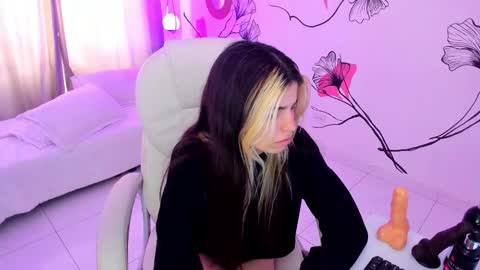 Snapshot of isabela_fiorelli chatting on 11-13-25, 02:16 isabela_fiorelli online show from 11-13-25, 02:16