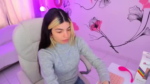 Snapshot of isabela_fiorelli chatting on 12-02-25, 01:05 isabela_fiorelli online show from 12-02-25, 01:05