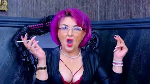 Snapshot of isabelaconte chatting on 09-17-25, 07:15 Isabella Conte online show from 09-17-25, 07:15