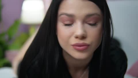 Snapshot of isabelamber chatting on 12-04-25, 06:38 Isabel online show from 12-04-25, 06:38