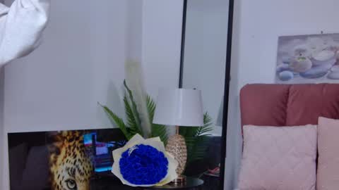 Isa online show from 02-26-25, 07:09