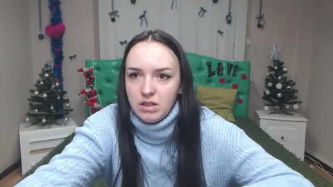 IsabelBlackberry online show from 12-22-25, 05:59