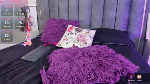 isabella Fox online show from 12-07-24, 01:14