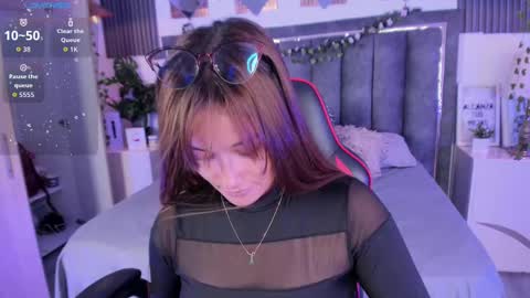 isabella Fox online show from 09-29-25, 09:08