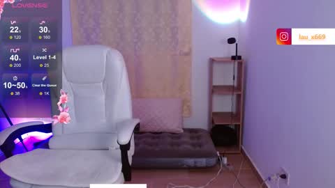 Snapshot of isabella_669 chatting on 02-10-26, 03:32 isabella online show from 02-10-26, 03:32