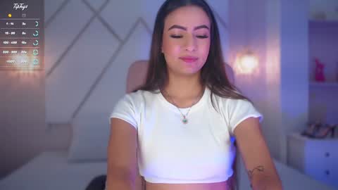 Isa  online show from 02-04-25, 03:26