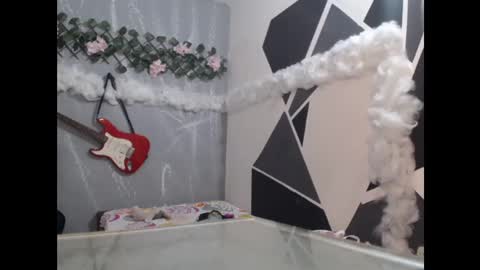 Isabella online show from 01-03-25, 11:12