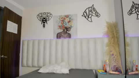 Snapshot of isabella_crofts chatting on 11-01-25, 03:08 isabella_crofts online show from 11-01-25, 03:08