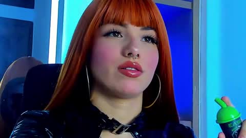 Snapshot of isabella_hv chatting on 04-30-26, 09:19 ISABELLA online show from 04-30-26, 09:19