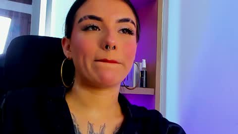 Snapshot of isabella_hv chatting on 05-26-26, 05:53 ISABELLA online show from 05-26-26, 05:53