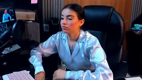 Snapshot of isabella_hv chatting on 06-03-26, 08:14 ISABELLA online show from 06-03-26, 08:14