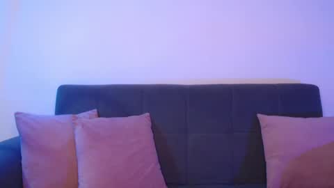 ISABELLA online show from 12-16-24, 12:04