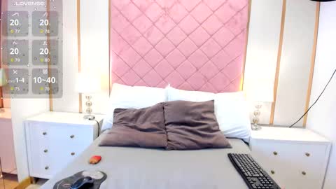 Isabella online show from 02-19-26, 03:24