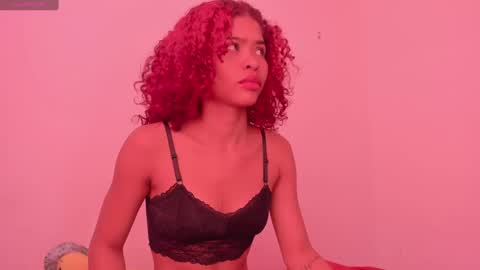 Snapshot of isabella_sex18 chatting on 01-12-25, 07:21 isabella online show from 01-12-25, 07:21