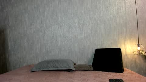 isabella zc online show from 01-21-25, 11:35