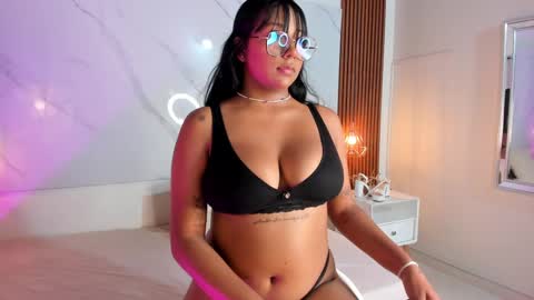 isabella zc online show from 09-25-25, 08:23