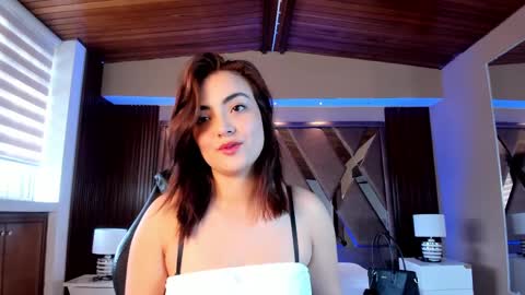 Snapshot of isabellaajoness chatting on 02-23-25, 01:10 Isabella  Everyday From 0530 to 1430 Col Time online show from 02-23-25, 01:10