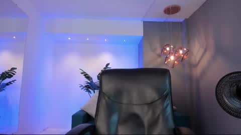 Snapshot of isabellaajoness chatting on 03-10-25, 09:18 Isabella  Everyday From 0530 to 1430 Col Time online show from 03-10-25, 09:18