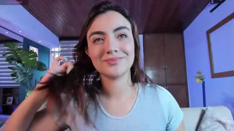 Snapshot of isabellaajoness chatting on 10-25-25, 11:29 Isabella  Everyday From 0530 to 1430 Col Time online show from 10-25-25, 11:29