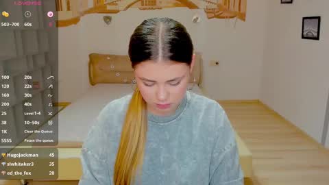 Snapshot of isabellabler chatting on 03-10-25, 10:26 isabellabler online show from 03-10-25, 10:26