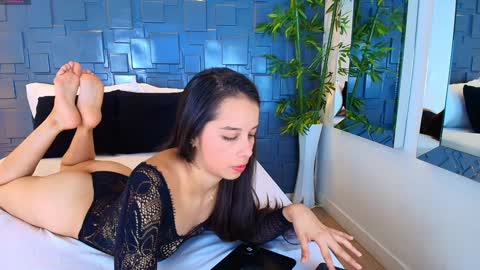 Snapshot of isabellacopper chatting on 12-10-24, 10:58 Isabella online show from 12-10-24, 10:58