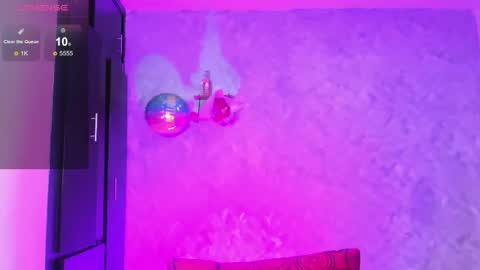 Instagram soybella01  online show from 04-29-26, 05:17