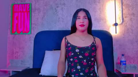 Snapshot of isabellaho1317 chatting on 11-19-25, 12:49 Isabella online show from 11-19-25, 12:49