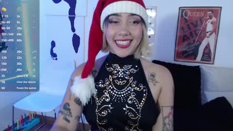 Snapshot of isabellakoff chatting on 12-07-24, 03:08 Tati - online show from 12-07-24, 03:08