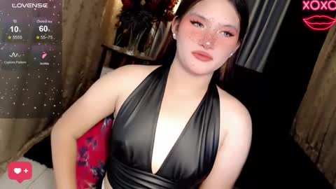 Snapshot of isabellaleights chatting on 05-08-26, 01:33 isabel online show from 05-08-26, 01:33