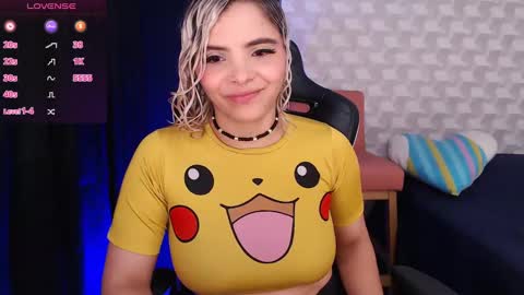 Snapshot of isabellamoutt chatting on 01-26-25, 09:40 Isabella Mout online show from 01-26-25, 09:40