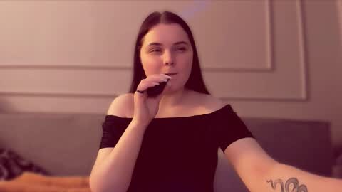 Snapshot of isabellaprincess21 chatting on 10-17-25, 09:17 Isabella online show from 10-17-25, 09:17