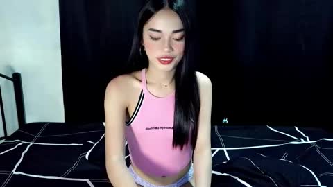 Snapshot of isabelle_willis chatting on 02-16-26, 04:03 Isabelle online show from 02-16-26, 04:03