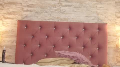 IsabellMendez online show from 01-17-25, 01:36