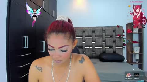 Snapshot of isabelreyes_ chatting on 09-20-25, 02:07 Hi mi name is Isabel  online show from 09-20-25, 02:07