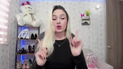 ISABELLA online show from 03-29-26, 08:31