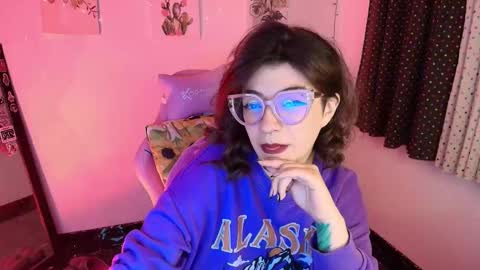 Snapshot of isaferrer06 chatting on 11-08-25, 05:29 Isabella Ferrer online show from 11-08-25, 05:29