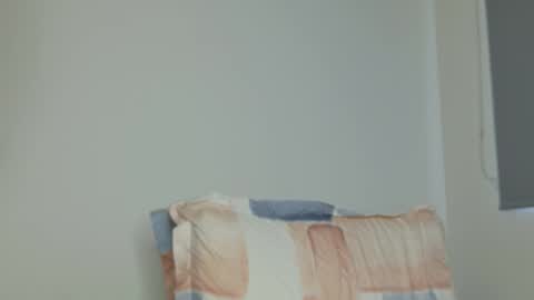 Isabella Hilton online show from 02-17-26, 12:34