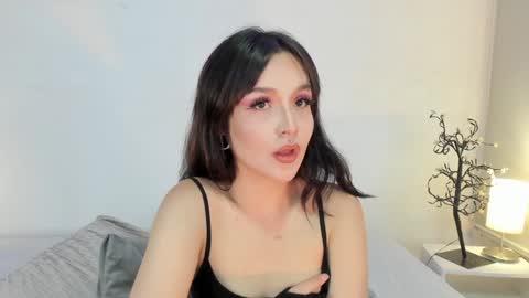 isameow online show from 01-24-25, 10:08