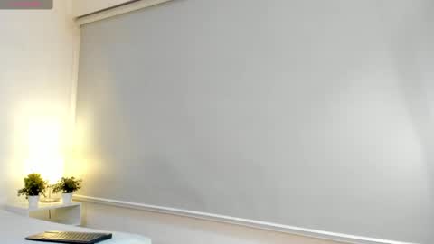 isameow online show from 02-17-25, 09:41