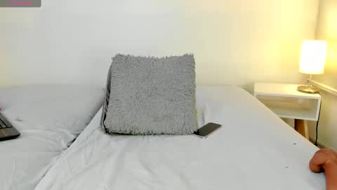 isameow online show from 03-12-25, 01:36