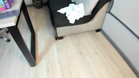 Snapshot of isasanders chatting on 11-16-25, 07:19 I S A S AN D E R S online show from 11-16-25, 07:19