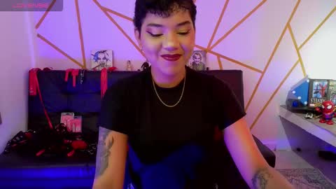 isabela online show from 11-03-25, 08:43