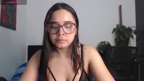 Emma online show from 01-31-25, 03:52