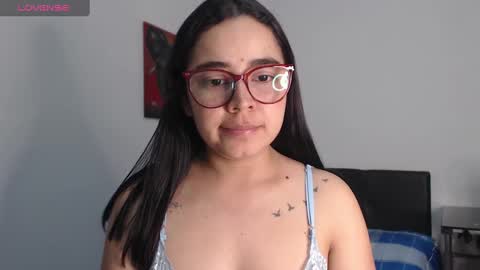 Emma online show from 02-11-25, 02:46